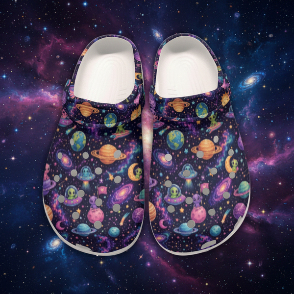 Aliens in Outer Space Colorful Women's Classic Clogs